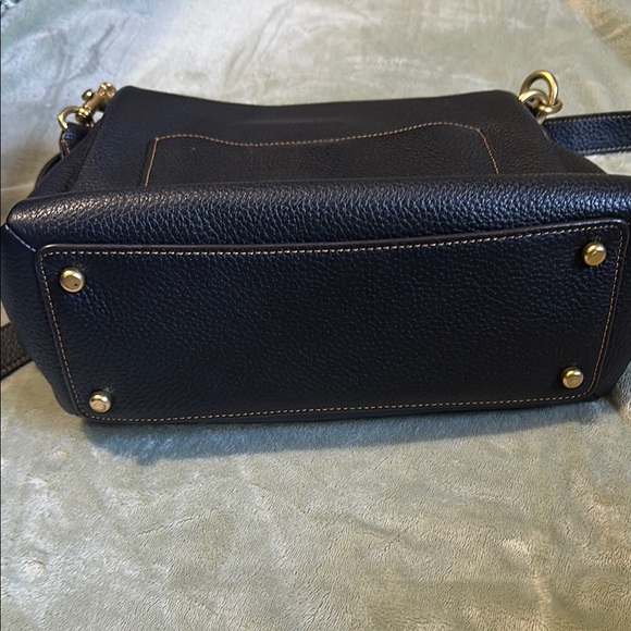 Black and Gold Crossbody Bag with Adjustable Strap and Gold Hardware - Picture 3 of 16